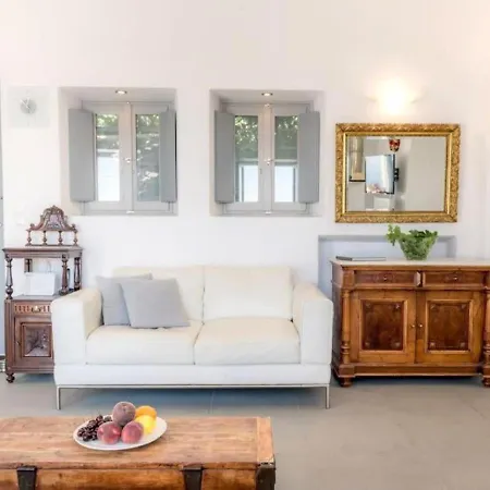 Vila Trilogy Boutique - Ampelos *
